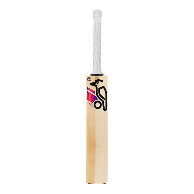 2A14413_-_Aura_Pro_2.0_Cricket_Bat_-_1