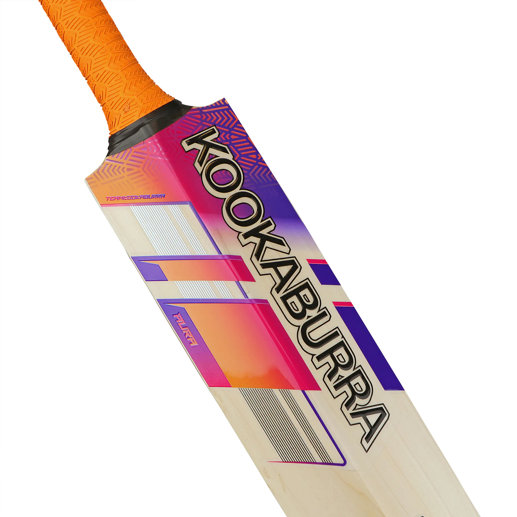 0BEA2427-2 – Aura Pro 4.0 Junior Cricket Bat