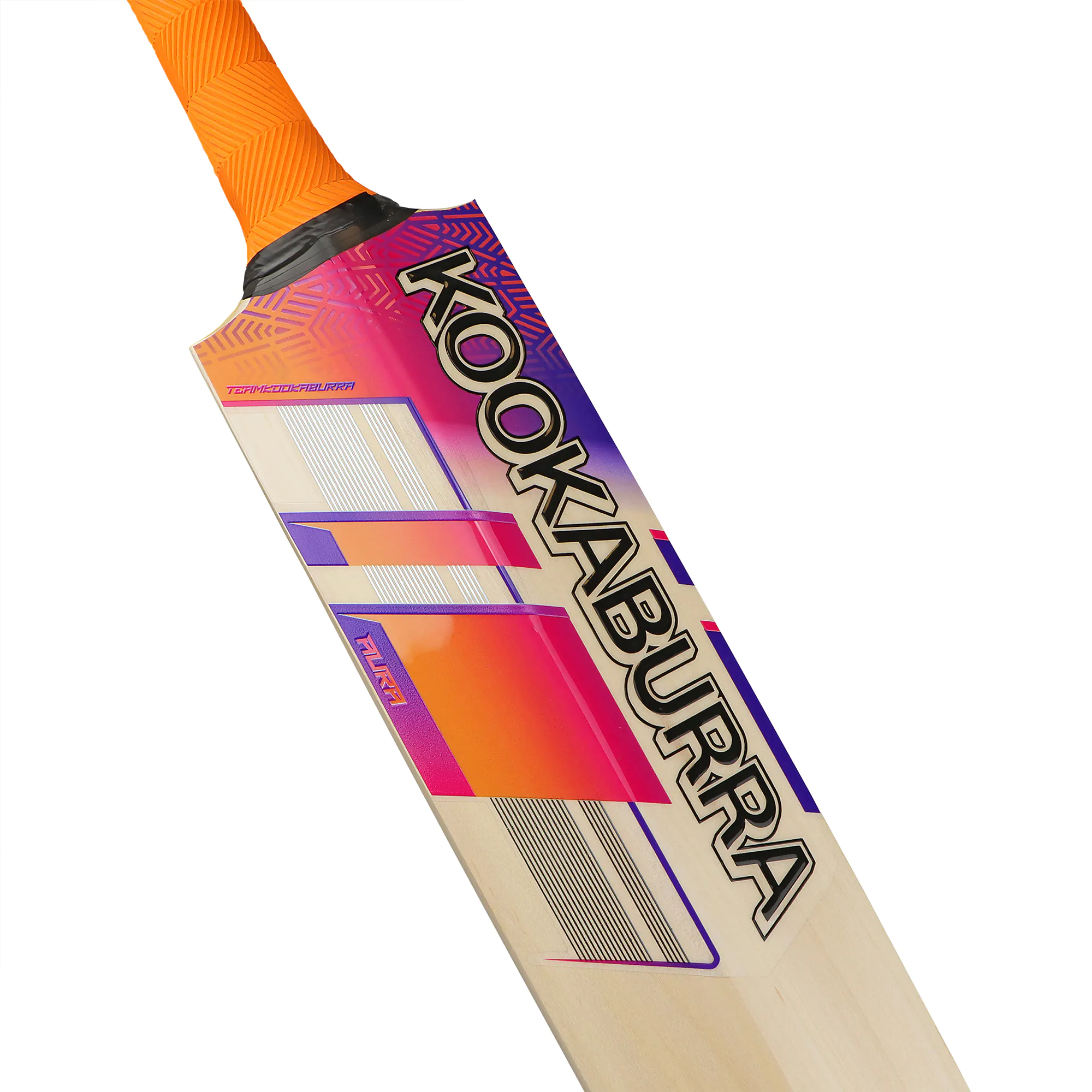 00BKA241-1 – Aura Pro 8.0 Junior Cricket Bat
